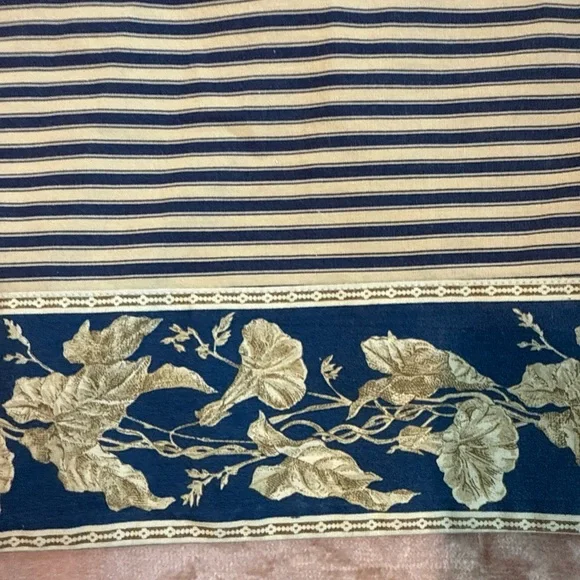 Frette Italy Pillowcases 20”x30”Striped Luxury set of 2 - Picture 2 of 4